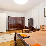 Apartament 3 Apartmend 90m2 Parking For One Car Fifth Floor And The Building Does Not Have An Elevator *
