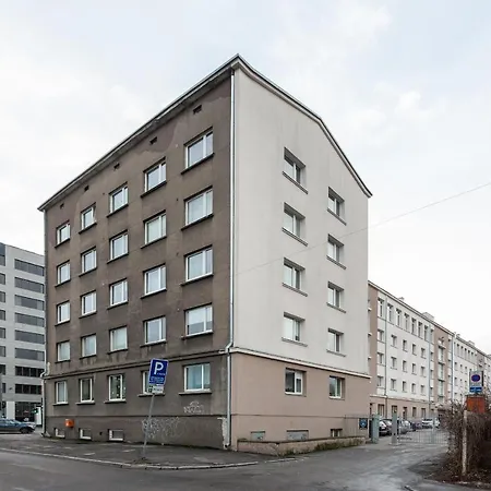 3 Apartmend 90m2 Parking For One Car Fifth Floor And The Building Does Not Have An Elevator Таллин