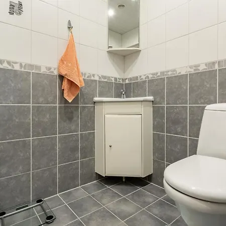 3 Apartmend 90m2 Parking For One Car Fifth Floor And The Building Does Not Have An Elevator * Tallinn