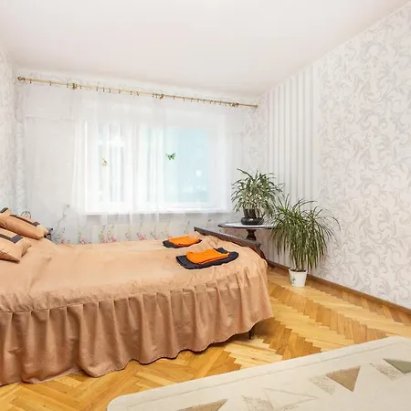 3 Apartmend 90m2 Parking For One Car Fifth Floor And The Building Does Not Have An Elevator Апартаменты *