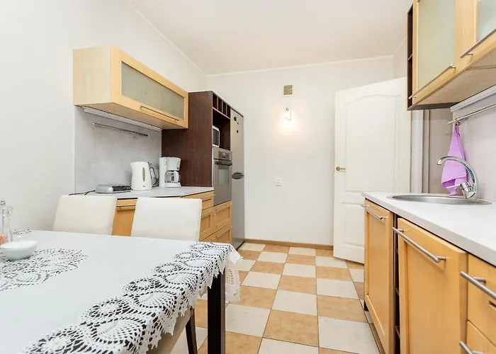 3 Apartmend 90m2 Parking For One Car Fifth Floor And The Building Does Not Have An Elevator * Tallin