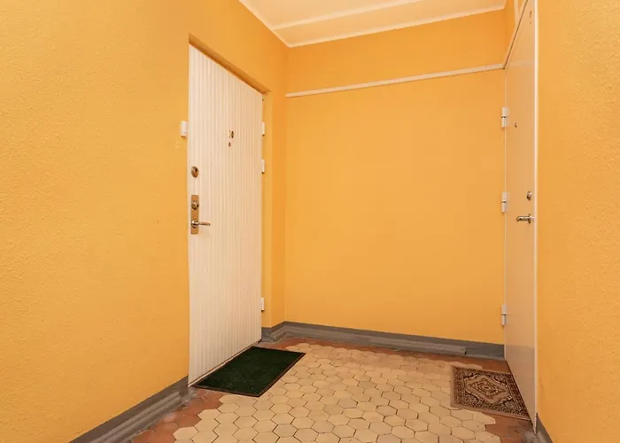 Apartament 3 Apartmend 90m2 Parking For One Car Fifth Floor And The Building Does Not Have An Elevator *