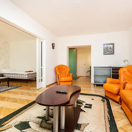3 Apartmend 90m2 Parking For One Car Fifth Floor And The Building Does Not Have An Elevator Tallin